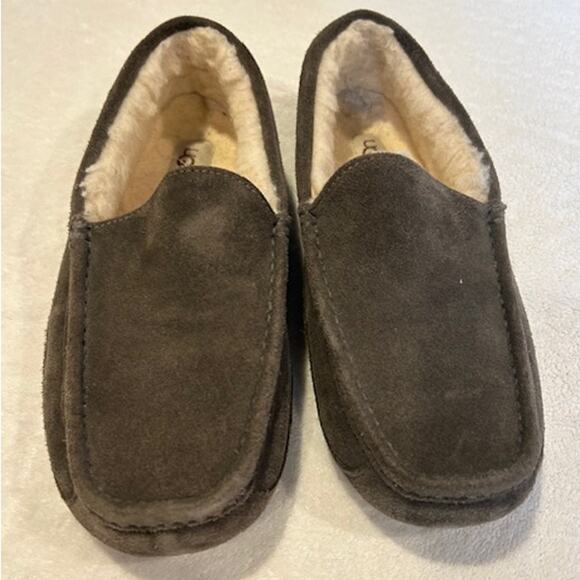 UGG Burnt Olive Ascot Suede Slipper Sheepskin Shearling Outdoor Men's Size 10 - Picture 1 of 13